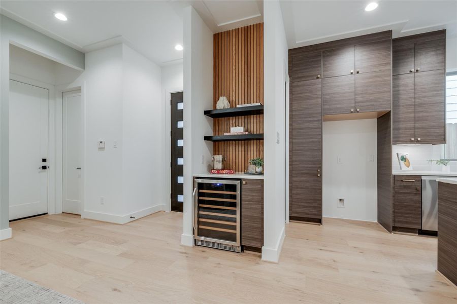 * ASK ABOUT CUSTOMIZATION OPTIONS DURING CONSTRUCTION ONLY* MAZZARINO MODEL HOME* PHOTOS MAY SHOW A SIMILAR FLOOR PLAN AND/OR UPGRADED/ALTERNATIVE FINISHES* Please use these photos as a guide* THIS IS AN ACTIVE CONSTRUCTION SITE, BUYERS MUST REQUEST APPOINTMENT TO BE ON PREMISES AT ALL TIMES.