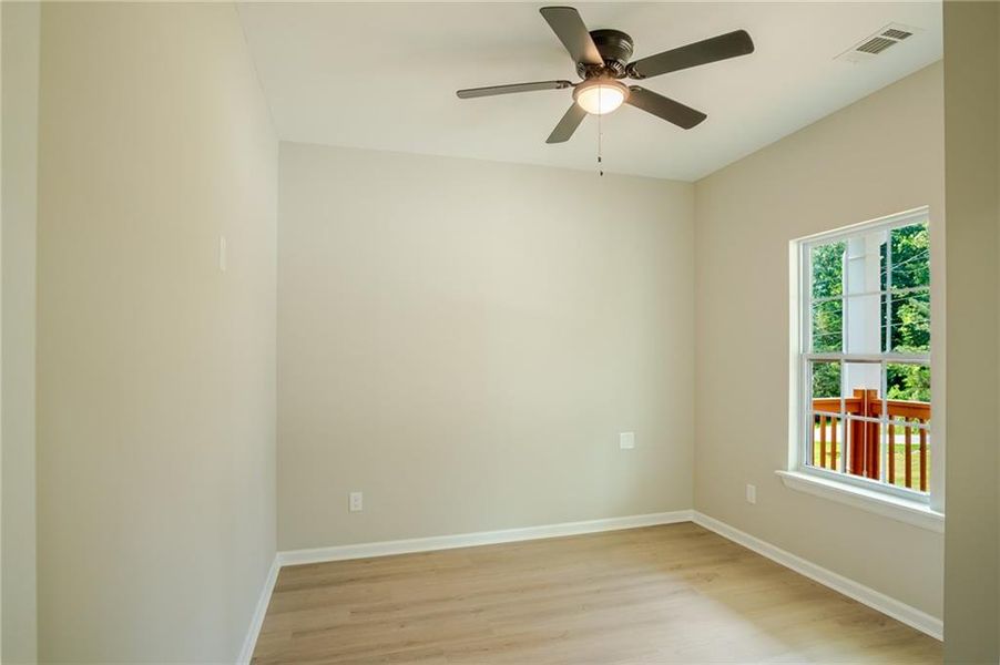 Spacious, unfurnished interior of a new home in , Stockbridge (Image 17).
