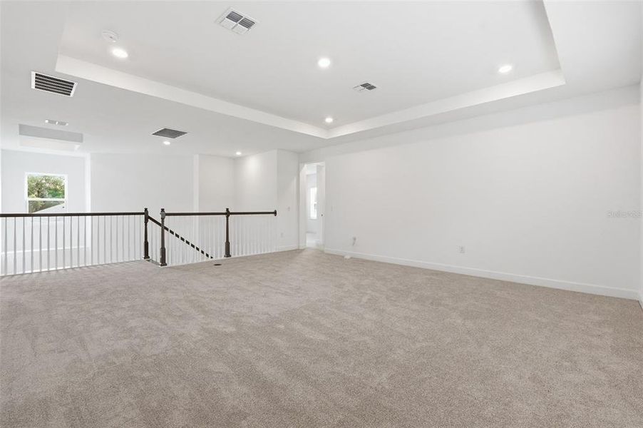 Spacious, unfurnished interior of a new home in , Plant City (Image 42).