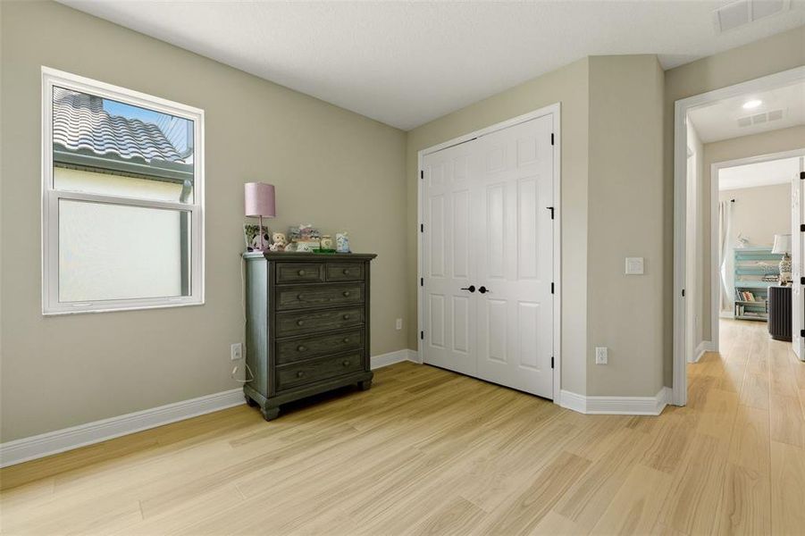 Furnished interior view inside a new home in , Bradenton (Image 31).