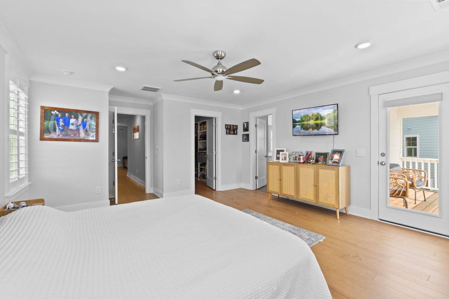 Furnished interior view inside a new home in , Wando (Image 12). Furnished interior view inside a new home in , Wando (Image 12).