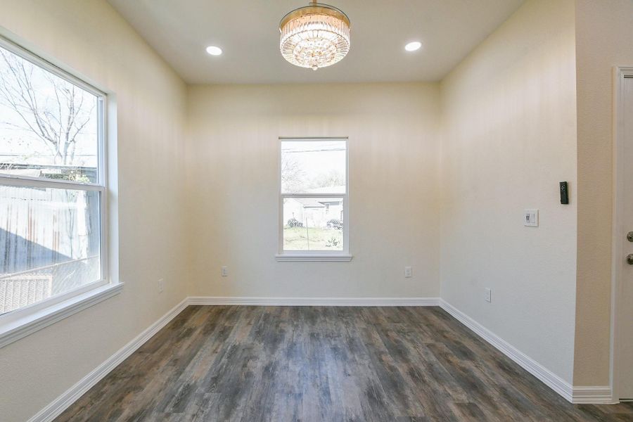 Spacious, unfurnished interior of a new home in , Galena Park (Image 33).