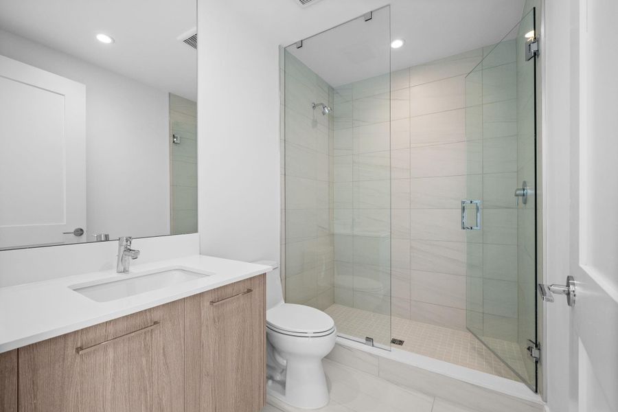 Furnished interior view inside a new home in , Fort Lauderdale (Image 13).