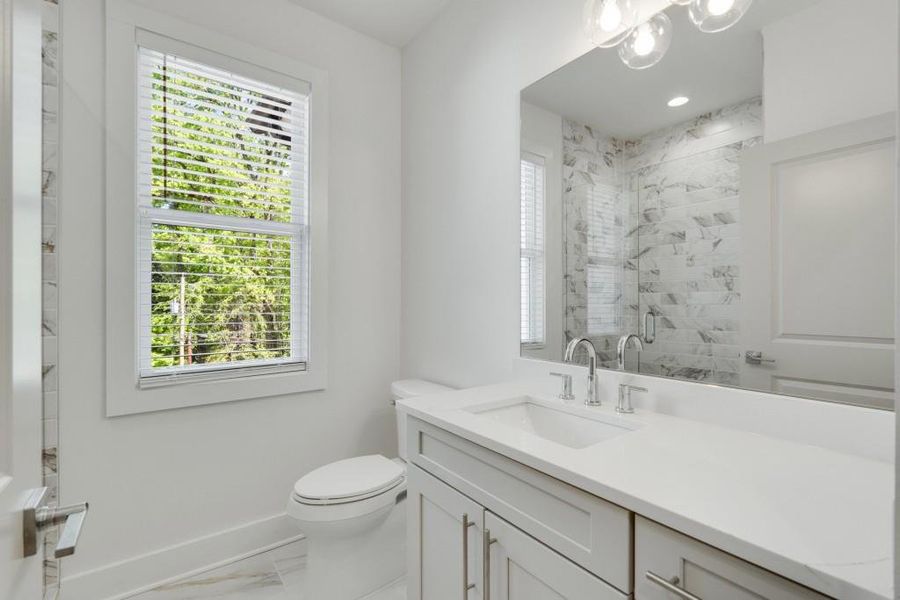 Furnished interior view inside a new home in , Atlanta (Image 40).