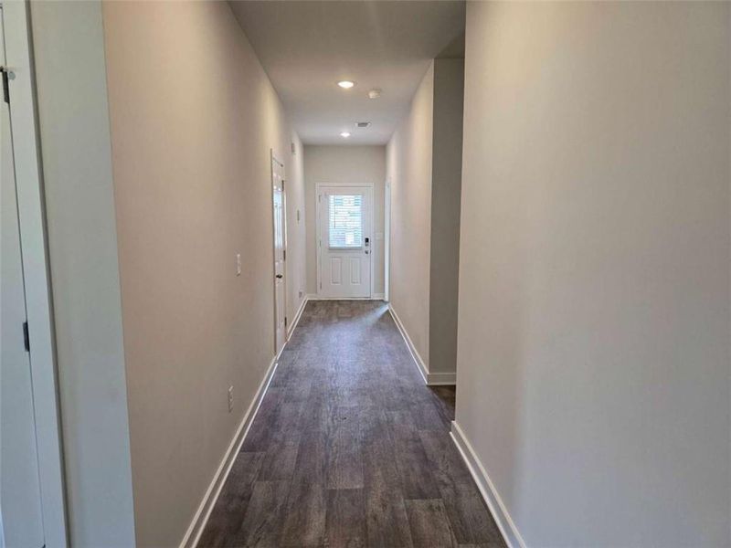 Spacious, unfurnished interior of a new home in Southern Hills, McDonough (Image 19).