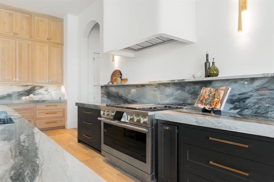 Furnished interior view inside a new home in Fleming Pointe, Fort Worth (Image 28).