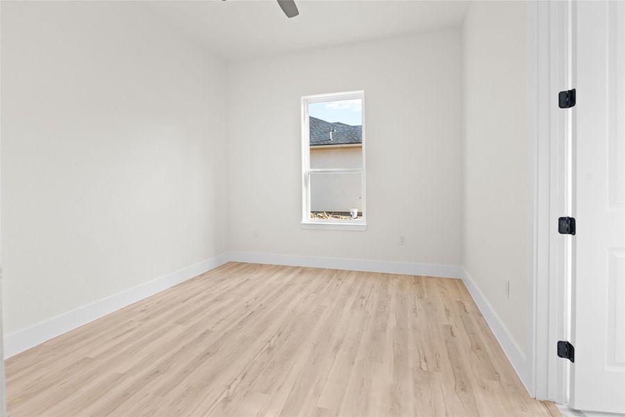 Spacious, unfurnished interior of a new home in , Dayton (Image 24).