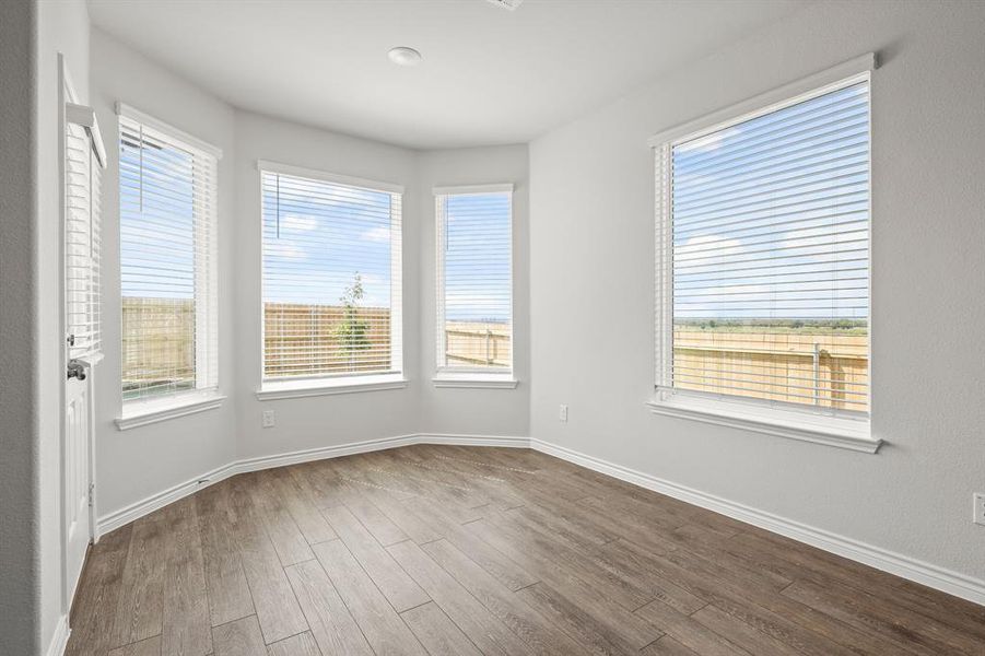 Spacious, unfurnished interior of a new home in Rocky Creek Crossing, Fort Worth (Image 22). Spacious, unfurnished interior of a new home in Rocky Creek Crossing, Fort Worth (Image 22).