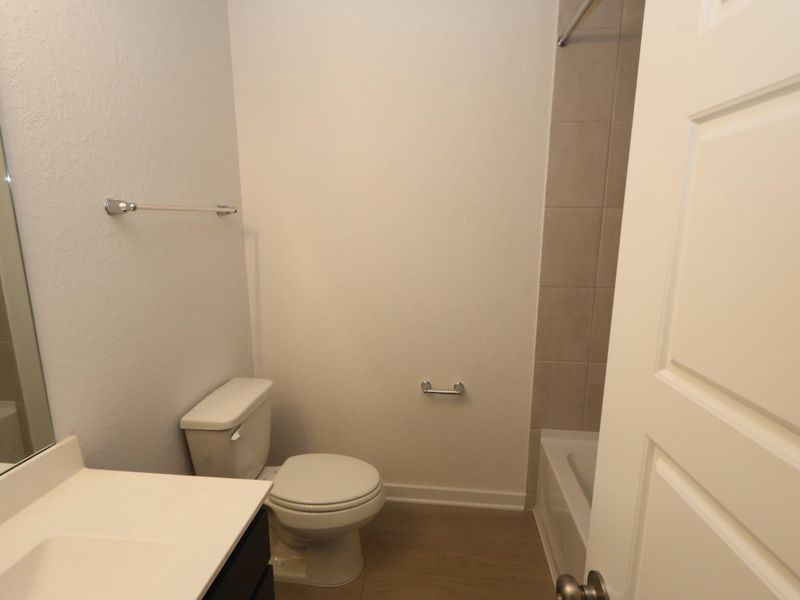 Image 21 of a home in Pinewood at Grand Texas. Image 21 of a home in Pinewood at Grand Texas.