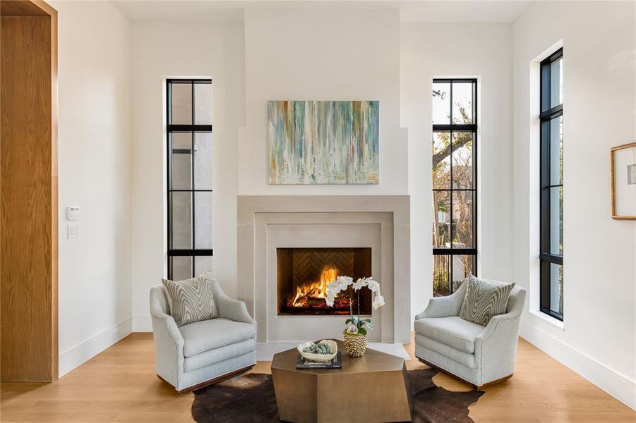 Furnished interior view inside a new home in , Dallas (Image 4).