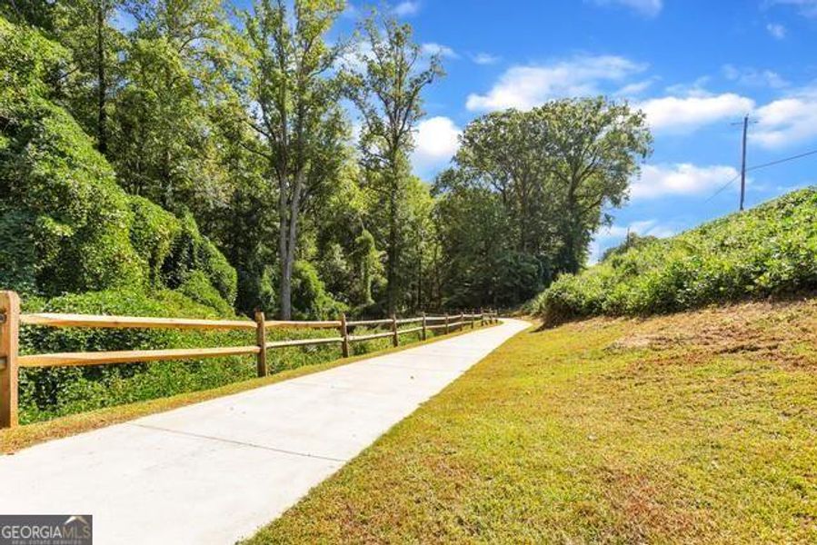 Natural landscape and outdoor views near in Buford (Image 40). Natural landscape and outdoor views near in Buford (Image 40).