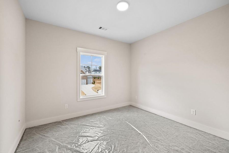 Spacious, unfurnished interior of a new home in Hillshire, Cumming (Image 29).