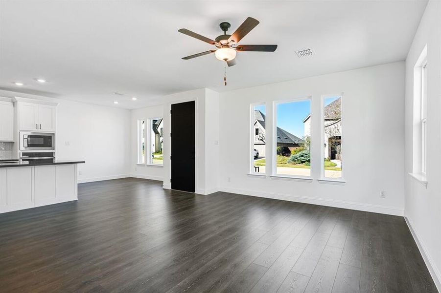 3309 Little Bluestem ~ Ready Now 3309 Little Bluestem ~ Ready Now