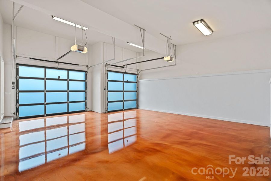 Spacious, unfurnished interior of a new home in , Banner Elk (Image 20).