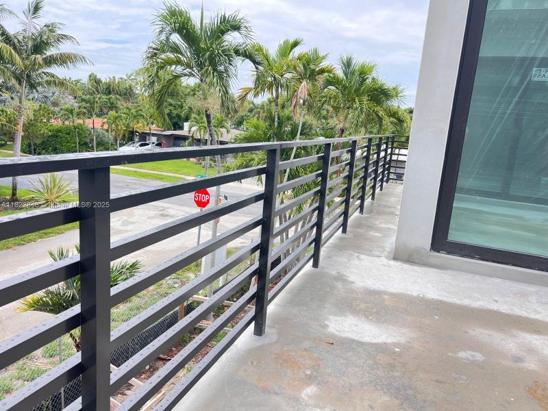 Image 41 of a home in .