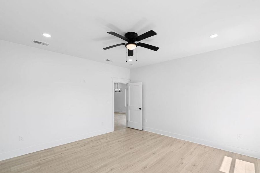 Spacious, unfurnished interior of a new home in , Mount Pleasant (Image 36).