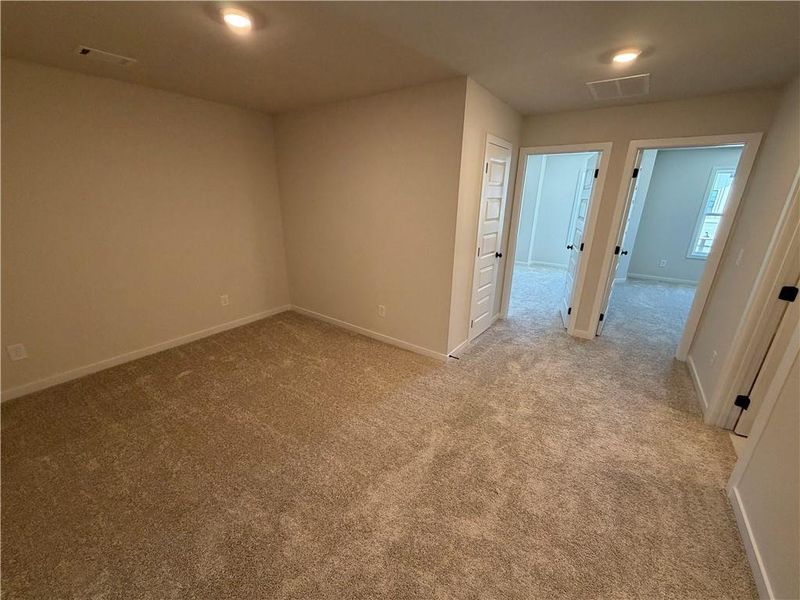 Spacious, unfurnished interior of a new home in Millstone at Mundy Mill, Gainesville (Image 13).