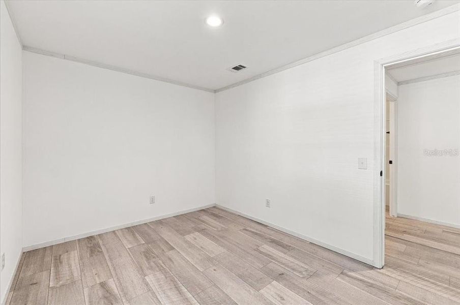 Spacious, unfurnished interior of a new home in , Zephyrhills (Image 35).