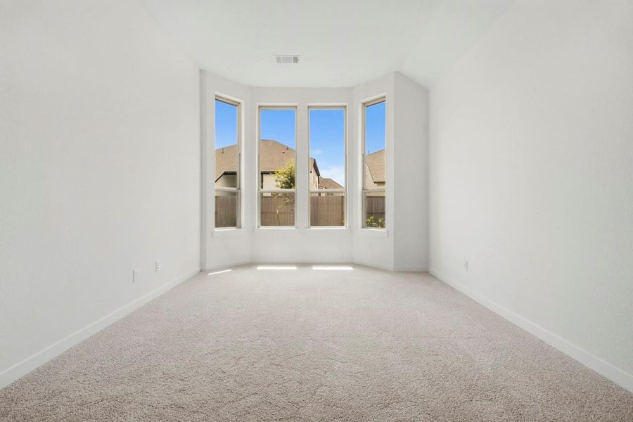 Primary Bedroom with beautiful bay window. Primary Bedroom with beautiful bay window.