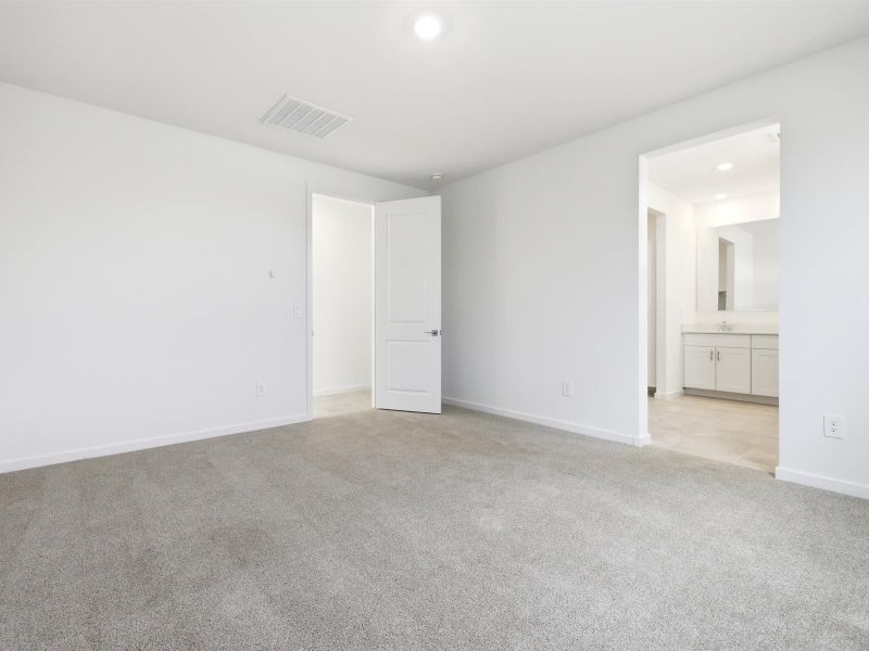 Spacious, unfurnished interior of a new home in Allure Vista Estate Series, Buckeye (Image 13). Spacious, unfurnished interior of a new home in Allure Vista Estate Series, Buckeye (Image 13).