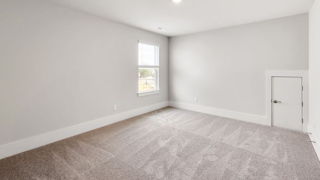 Spacious, unfurnished interior of a new home in Driftwood, Richlands (Image 27).