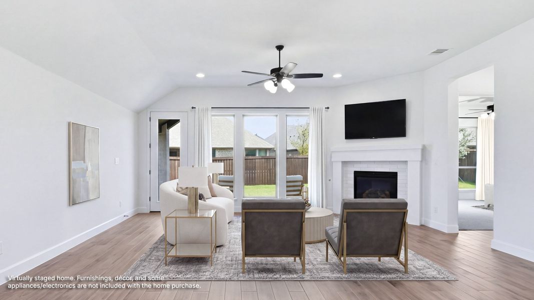 Furnished interior view inside a new home in Hillstead, Lavon (Image 9).