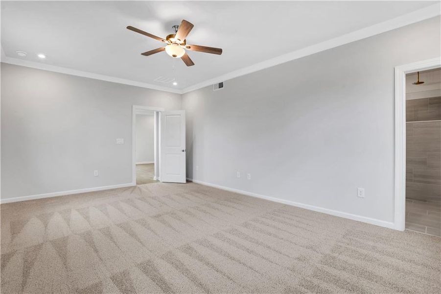 Spacious, unfurnished interior of a new home in Acacia, Cumming (Image 43).