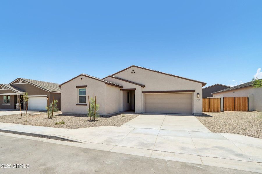 3-web-or-mls-W Pecan Wds-S1907-003 3-web-or-mls-W Pecan Wds-S1907-003