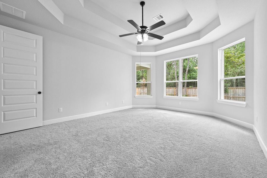 Representative image. Features, specifications, selections and colors may vary. Representative image. Features, specifications, selections and colors may vary.