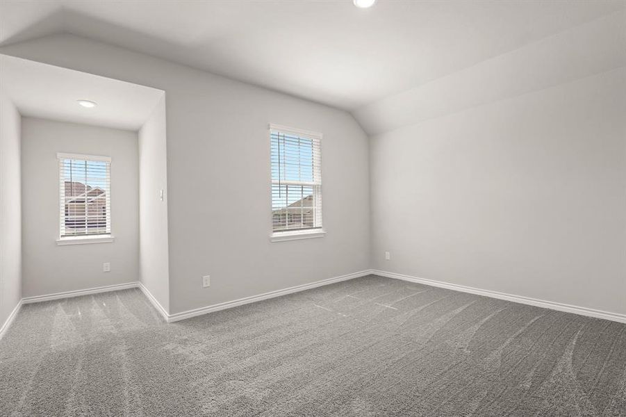 Spacious, unfurnished interior of a new home in Rocky Creek Crossing, Fort Worth (Image 16). Spacious, unfurnished interior of a new home in Rocky Creek Crossing, Fort Worth (Image 16).