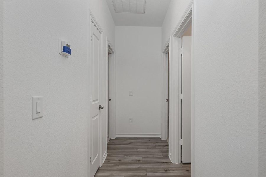 Spacious, unfurnished interior of a new home in Mavera, Conroe (Image 11).