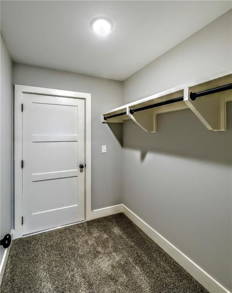 Spacious, unfurnished interior of a new home in , Temple (Image 23).