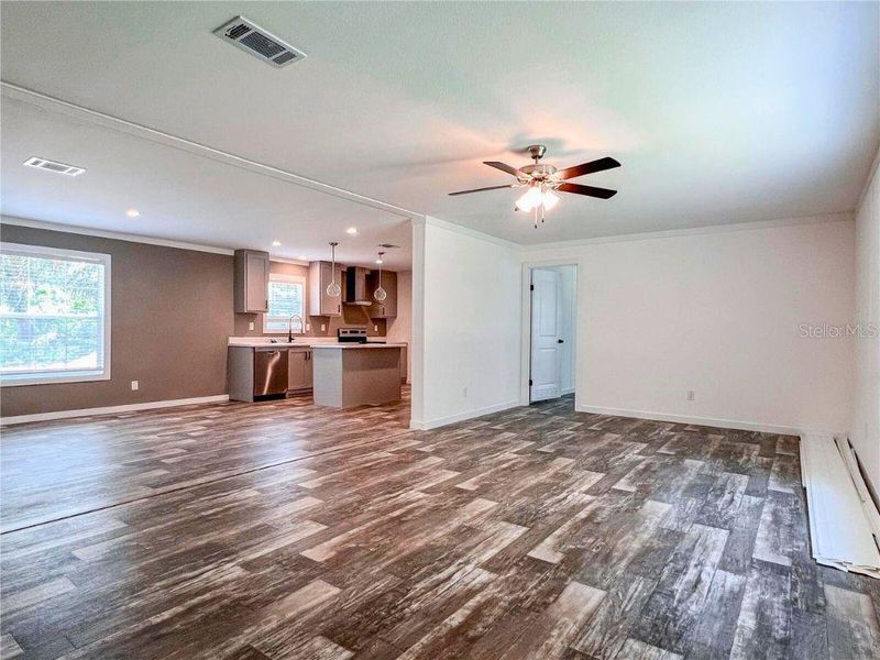 Spacious, unfurnished interior of a new home in , Brooksville (Image 7).