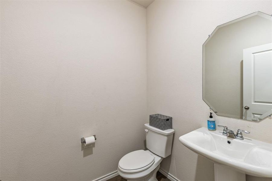 Furnished interior view inside a new home in , Providence Village (Image 10).