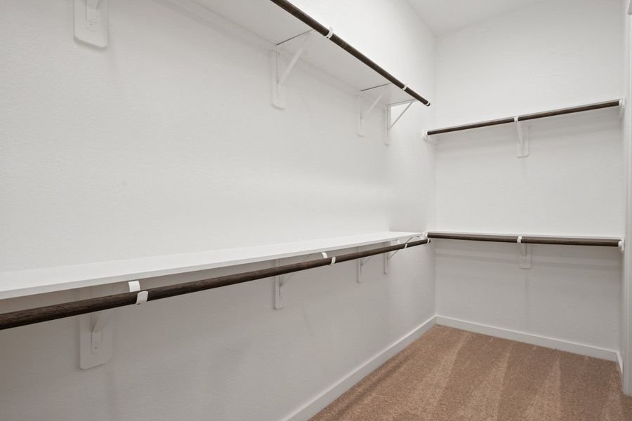 Spacious, unfurnished interior of a new home in Lariat, Liberty Hill (Image 36).