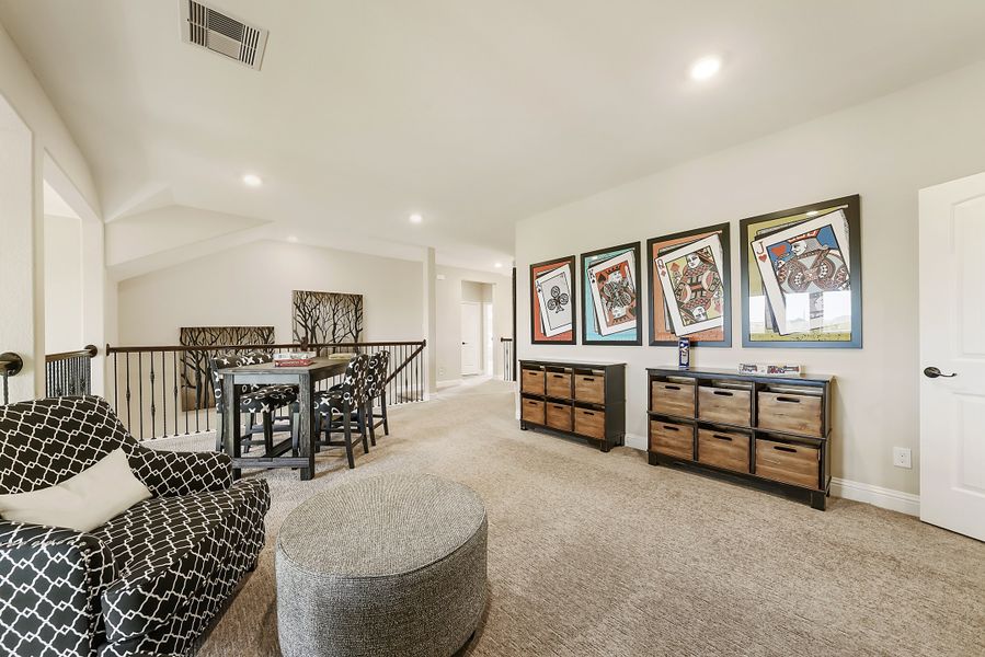 Representative furnished interior of a home built from the Lockhart by Beazer Homes in Valencia, Manvel (Image 19).