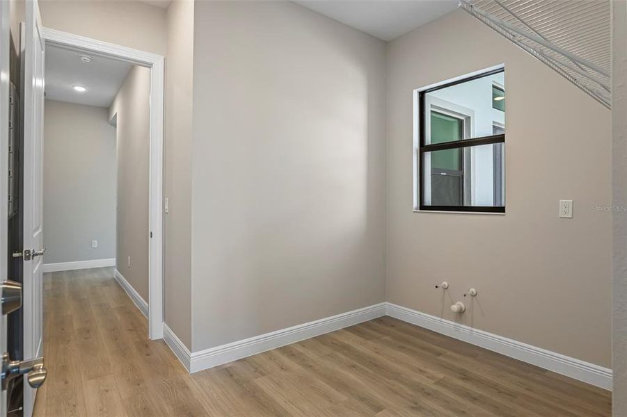 Spacious, unfurnished interior of a new home in Cresswind Lakewood Ranch, Lakewood Ranch (Image 37).