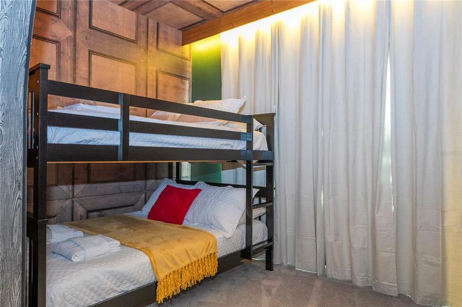 Furnished interior view inside a new home in , Orlando (Image 44).