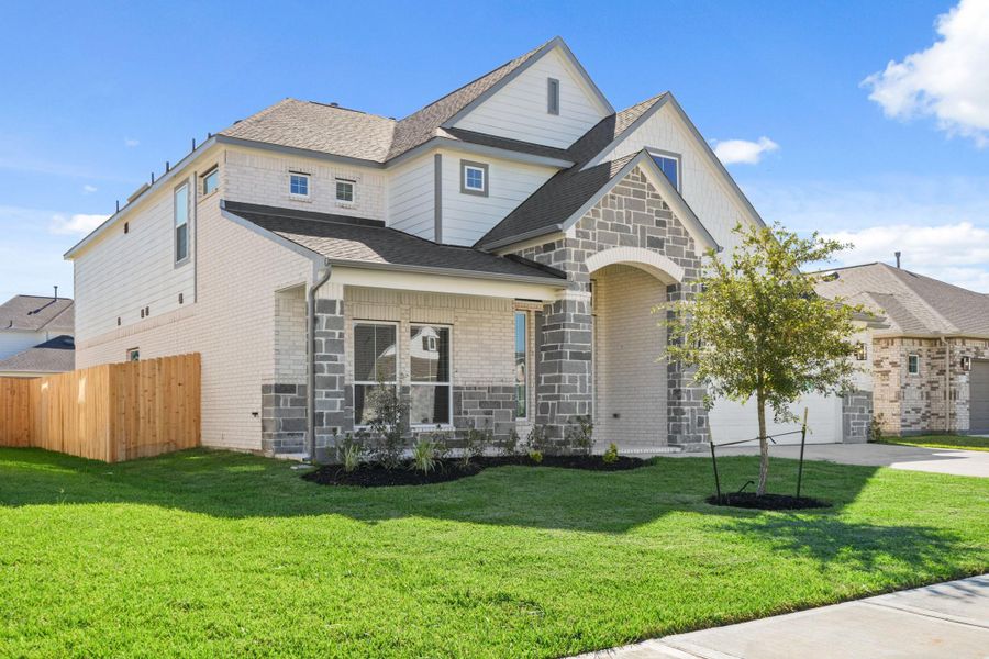 Image 35 of a home in Beacon Hill.
