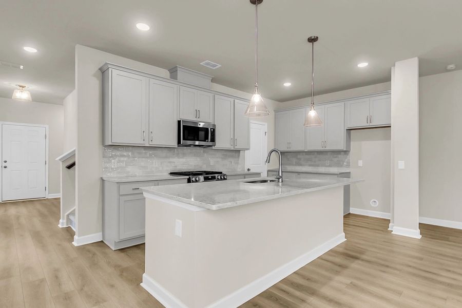 Similar Washington floorplan for inspiration - features and finishes vary Similar Washington floorplan for inspiration - features and finishes vary