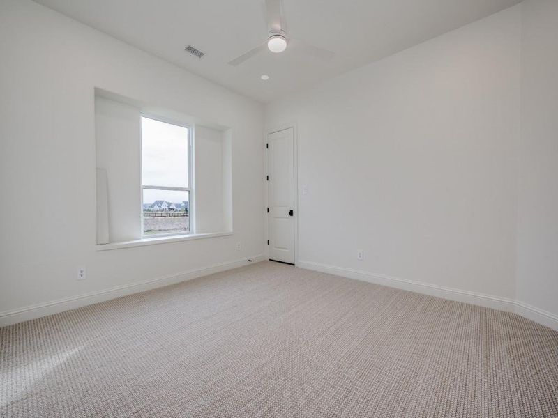 Spacious, unfurnished interior of a new home in , Northlake (Image 22).