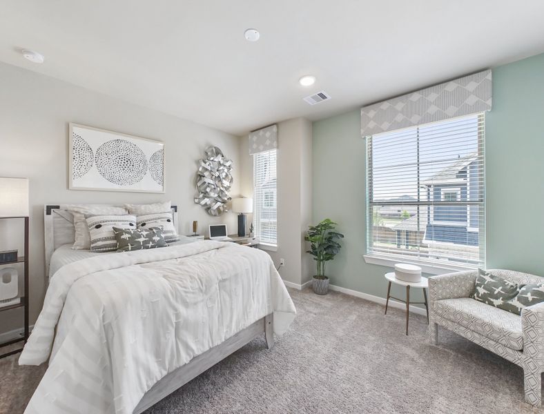 Furnished interior view inside a new home in Sienna, Missouri City (Image 24).