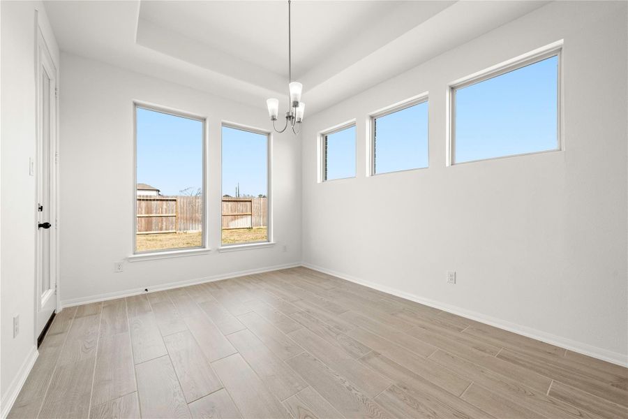 Spacious, unfurnished interior of a new home in Candela, Richmond (Image 12).