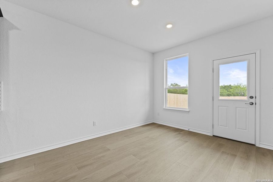 Spacious, unfurnished interior of a new home in Nopal Valley, San Antonio (Image 31). Spacious, unfurnished interior of a new home in Nopal Valley, San Antonio (Image 31).