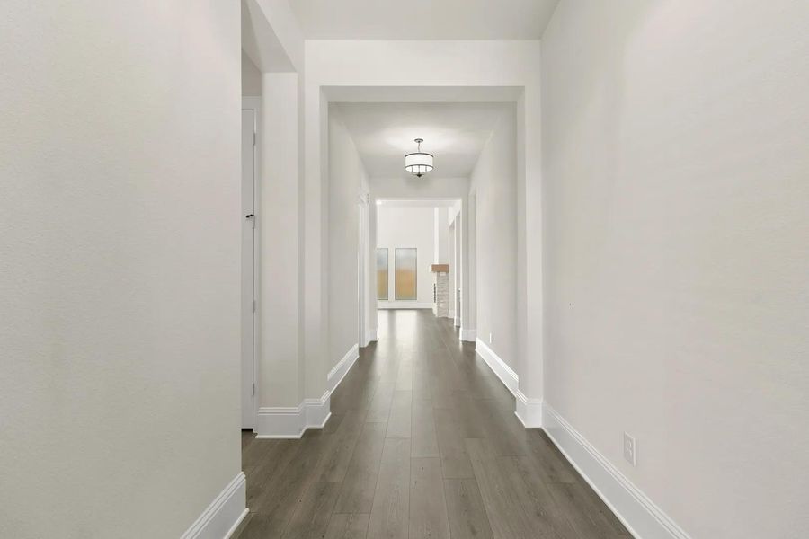 Brynlee II G Foyer