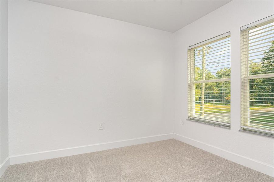 Spacious, unfurnished interior of a new home in , Sanford (Image 26).