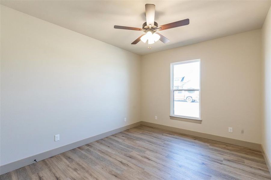 Spacious, unfurnished interior of a new home in , Abilene (Image 21).