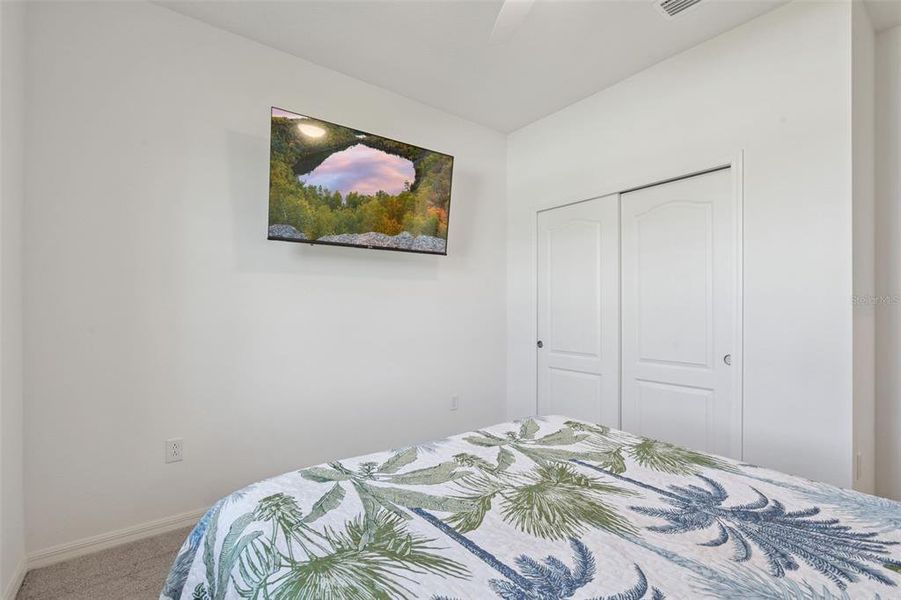 Furnished interior view inside a new home in , Mascotte (Image 19).