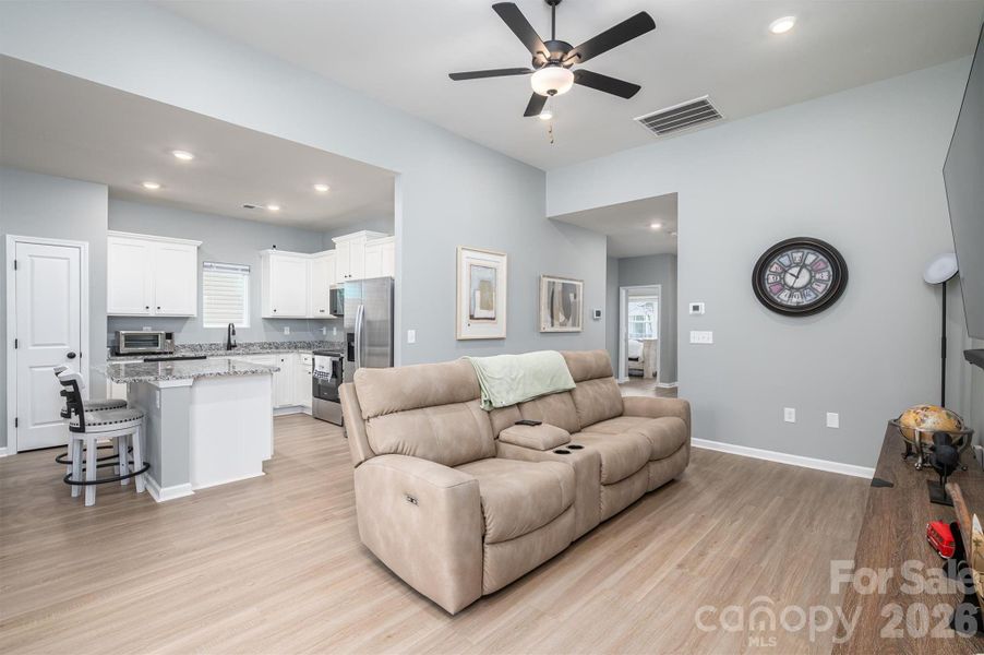 Furnished interior view inside a new home in Stagecoach Station, Gastonia (Image 17).