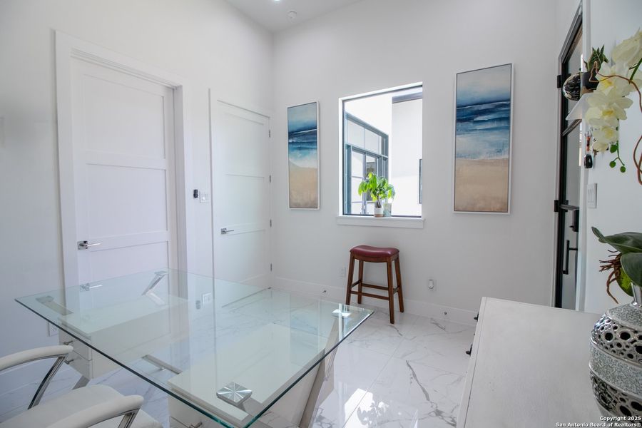 Furnished interior view inside a new home in , San Antonio (Image 28). Furnished interior view inside a new home in , San Antonio (Image 28).